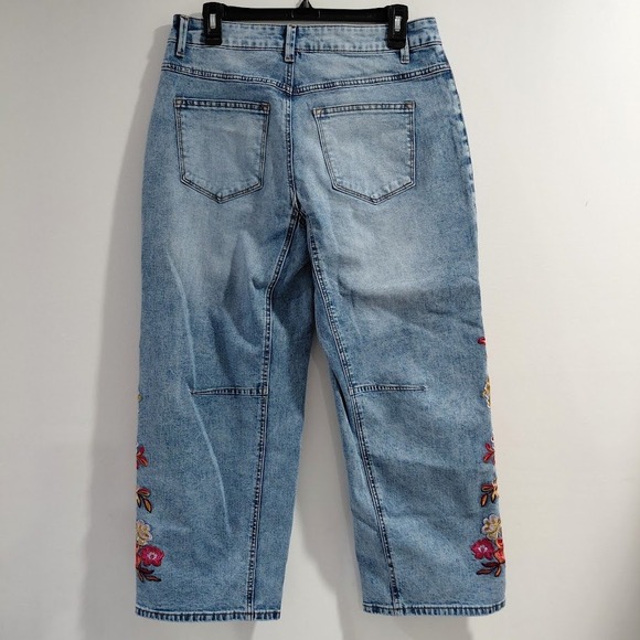 Flamingals Womens Floral Embroidered Wide Leg Cropped Jeans Light Wash Size L - Picture 5 of 16